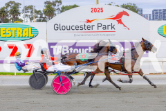 2025_PACEPIX_GP24012025_RACE2_Machlani_WIN_WEB-10