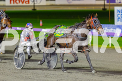 2026_PACEPIX_GP17072026_RACE5_Luvbite_WIN_WEB-15