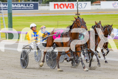 2025_PACEPIX_GP07102025_RACE1_BackOnLine_WIN_WEB-4