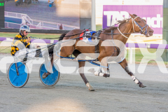 2026_GP13022026_RACE1_BlingItUp_WIN_WEB-6