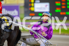 2025_PACEPIX_GP13052025_Race1_Bronzed_WIN_WEB-16
