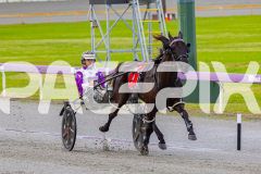 2025_PACEPIX_GP05092025_RACE1_Caberneigh_WIN_WEB-10