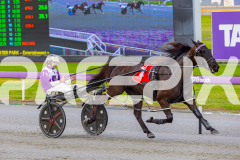 2025_PACEPIX_GP05092025_RACE1_Caberneigh_WIN_WEB-12