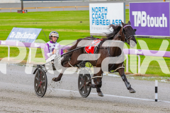 2025_PACEPIX_GP05092025_RACE1_Caberneigh_WIN_WEB-17
