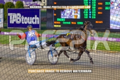 2026_PACEPIX_GP18092026_RACE1_CHACOEAGLE_WIN_WEB-12
