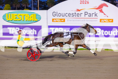 2026_PACEPIX_GP05062026_RACE1_CopperHeadLady_WIN_WEB-10