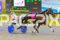 2025_PACEPIX_GP01082025_RACE1_CopyCatQueen_WIN_WEB-5