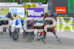 2026_PACEPIX_GP21042026_RACE1_KaraokeStar_WIN_WEB-4