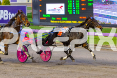 2026_PACEPIX_GP15052026_Race1_KINKY_WIN_WEB-3