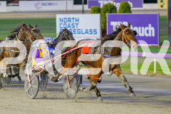 2025_PACEPIX_GP06062025_RACE1_ManhattanMoon_WIN_WEB-3