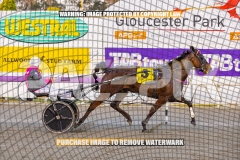 2026_PACEPIX_GP04092026_Race1_MaximumRock_WIN_WEB-10