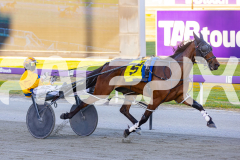 RACE 1 - Nutbush Girl