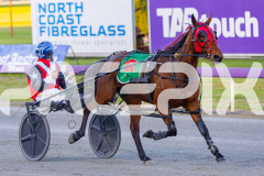 2025_PACEPIX_GP16092025_Race1_Philthejug_WIN_WEB-12