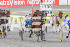 2025_PACEPIX_GP29082025_RACE1_Rebline_WIN_WEB-2