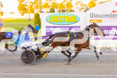 2025_PACEPIX_GP29082025_RACE1_Rebline_WIN_WEB-6