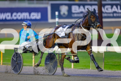 RACE 1 - Scandaleyes