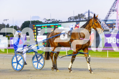 RACE 1 - Slay Queen 