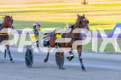 2025_PACEPIX_GP14112025_RACE1_StarLilly_WIN_WEB-12
