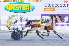 2025_PACEPIX_GP14112025_RACE1_StarLilly_WIN_WEB-17