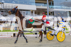 2025_PACEPIX_GP03102025_RACE1_SweetCoco_WIN_WEB-1