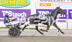 True-Grit_14-04-2026_WIN_Gloucester-Park_1__08