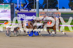 2026_PACEPIX_GP19062026_Race1_UpAndAlive_WIN_WEB-9