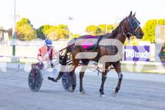2026_Pacepix_GP30012026_RACE1_VintageBlu_WIN_WEB-15