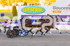 2025_PACEPIX_GP10102025_RACE1_WhenInVegas_WIN_WEB-12