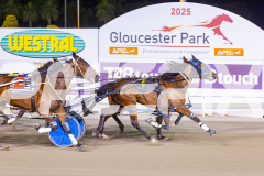 2025_PACEPIX_GP05122025_RACE10_AmalfiKnight_WIN_WEB-7