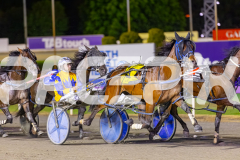 2025_PACEPIX_GP24102025_Race10_AmalfiKnight_WIN_WEB-7