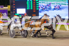 2025_PACEPIX_GP12092025_Race10_IllawongMustang_WIN_WEB-4