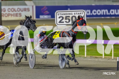 2026_PACEPIX_GP05062026_RACE10_MysteryFred_WIN_SM_WM-6