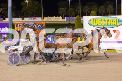 2025_PACEPIX_GP22082025_Race10_SunPublisher_WIN_WEB-5