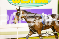2025_PACEPIX_GP11072025_Race10_SweetPins_WIN_WEB-24