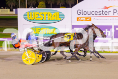 2025_PACEPIX_GP16052025_Race10_TobyGeorge_WavesOfFortune_WIN_WEB-10