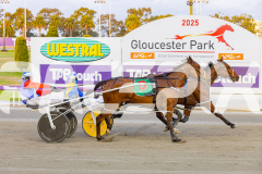 2025_PACEPIX_GP03102025_RACE2_AltaTribute_WIN_WEB-9