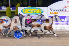 2026_PACEPIX_GP12052026_Race2_AmalfiKnight_WIN_WEB-7