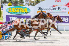 Beach-Captain_05-11-2025_WIN_Gloucester-Park_2__07