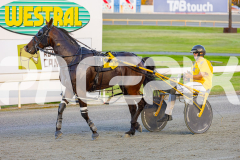 2025_PACEPIX_GP19092025_Race2_Callmewhatuwant_WIN_WEB-19
