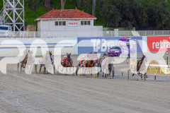 2025_PACEPIX_GP19092025_Race2_Callmewhatuwant_WIN_WEB-6