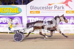 2025_PACEPIX_GP01082025_RACE2_CandyApple_WIN_WEB-15