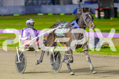 2025_PACEPIX_GP23052025_Race2_ChilliPunter_WIN_WEB-9
