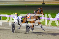 2026_PACEPIX_GP08052026_Race2_Chivalry_WIN_WEB-3