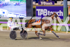 2026_PACEPIX_GP08052026_Race2_Chivalry_WIN_WEB-5