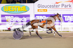 2026_PACEPIX_GP08052026_Race2_Chivalry_WIN_WEB-6