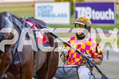 2025_PACEPIX_GP21112025_RACE2_Chivalry_WIN_WEB-21