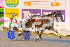 2025_PACEPIX_GP05092025_RACE2_CopyCatQueen_WIN_WEB-20