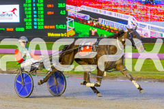 2025_PACEPIX_GP05092025_RACE2_CopyCatQueen_WIN_WEB-5