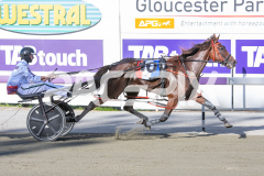Dat-Lovely_24-03-2026_WIN_Gloucester-Park_2__09