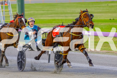 2025_PACEPIX_GP09092025_Race2_EkaraNavajo_WIN_WEB-13